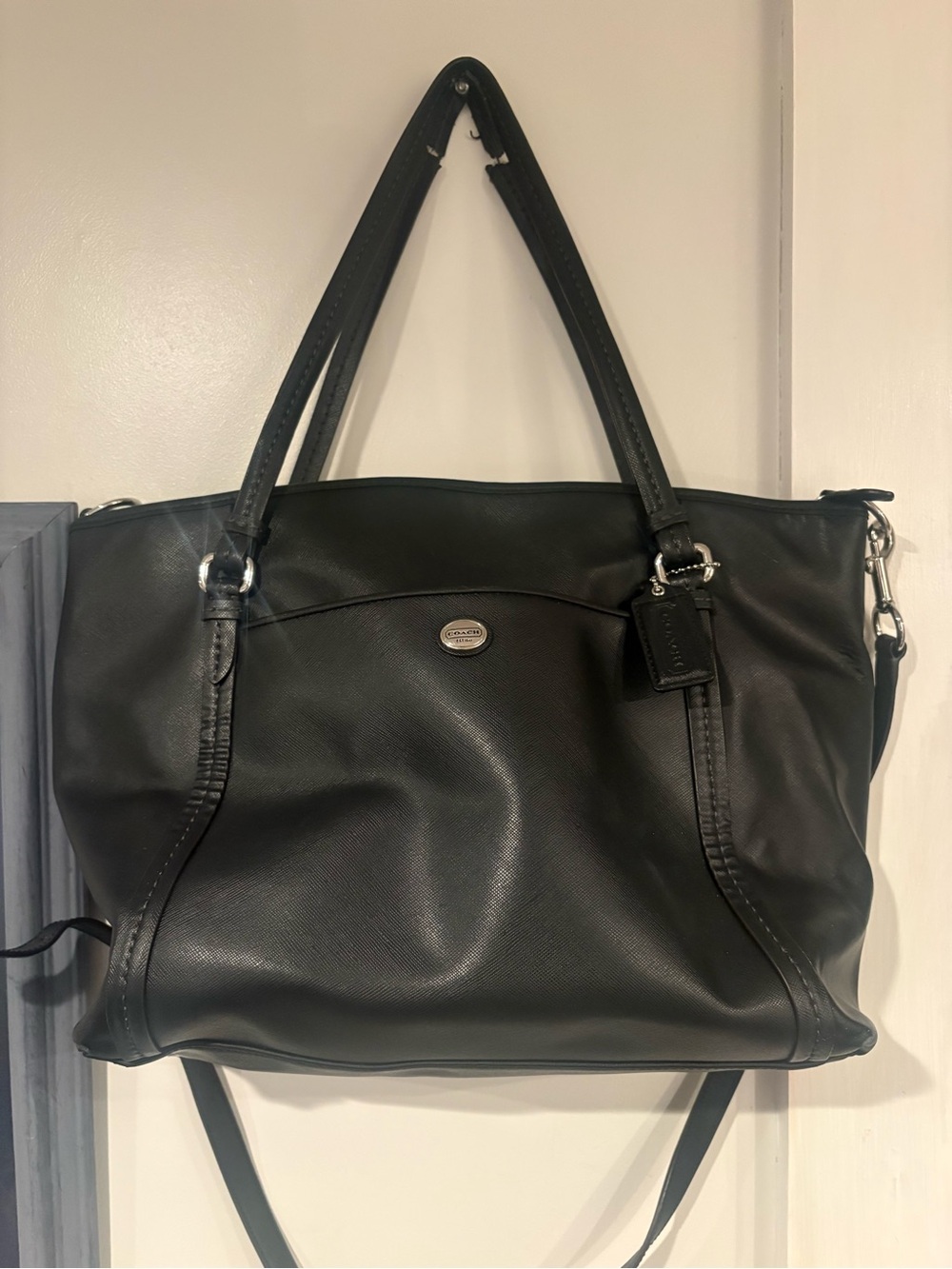 COACH Peyton Black Saffiano Leather Pocket Tote Shoulder Bag Crossbody F25667